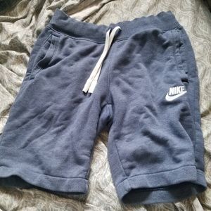 Nike sportswear club shorts